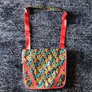 Vera Bradley messenger bag